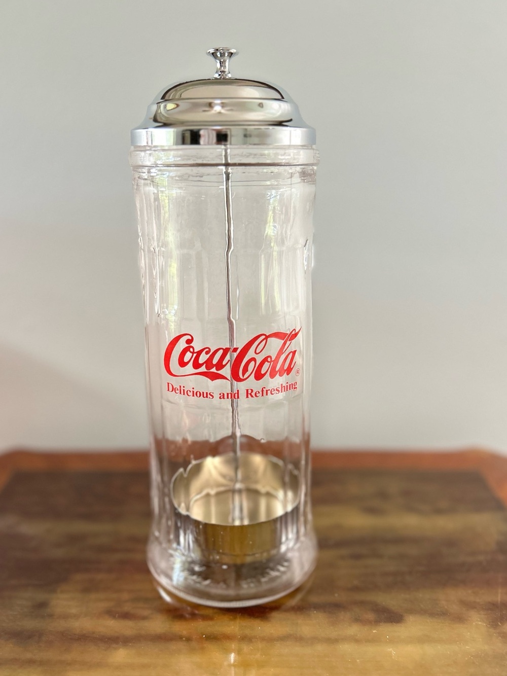 Vintage 1992 Glass and
Stainless Steel Coca Cola Soda
Foutain Straw Holder!
